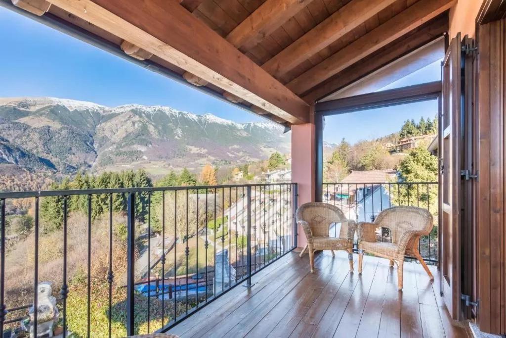 Casa Vacanze Rosalba Ferrara di Monte Baldo 外观 照片