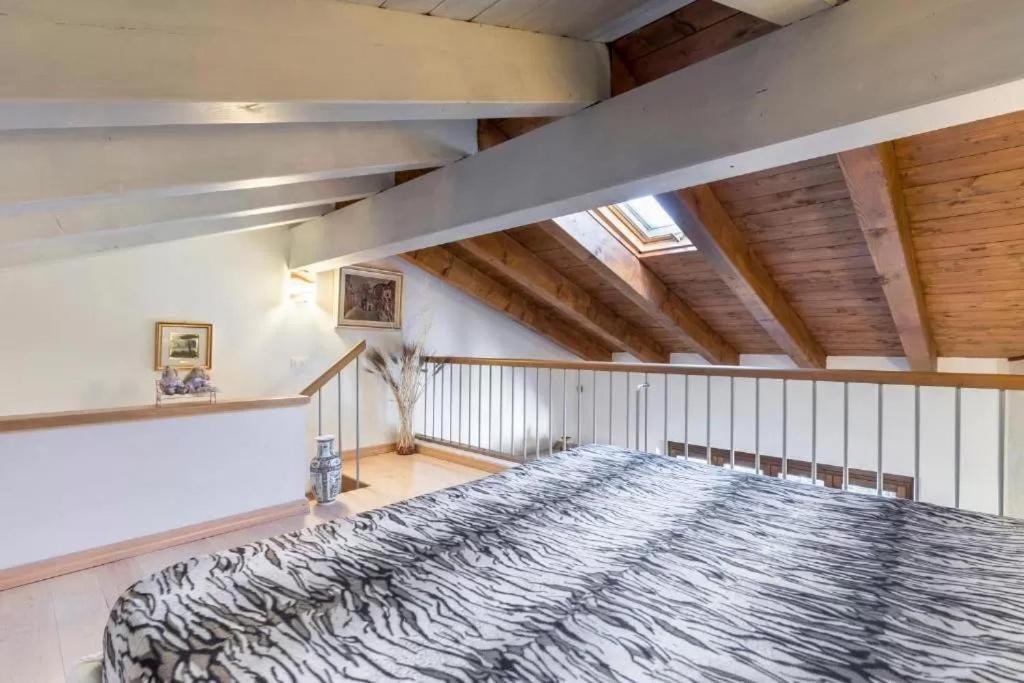 Casa Vacanze Rosalba Ferrara di Monte Baldo 外观 照片